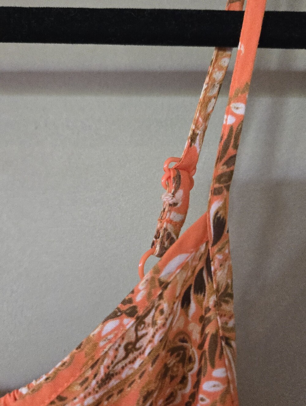 Cream | Coral Paisley Spaghetti-Strap Cami, Size 42 - Picture 10 of 10